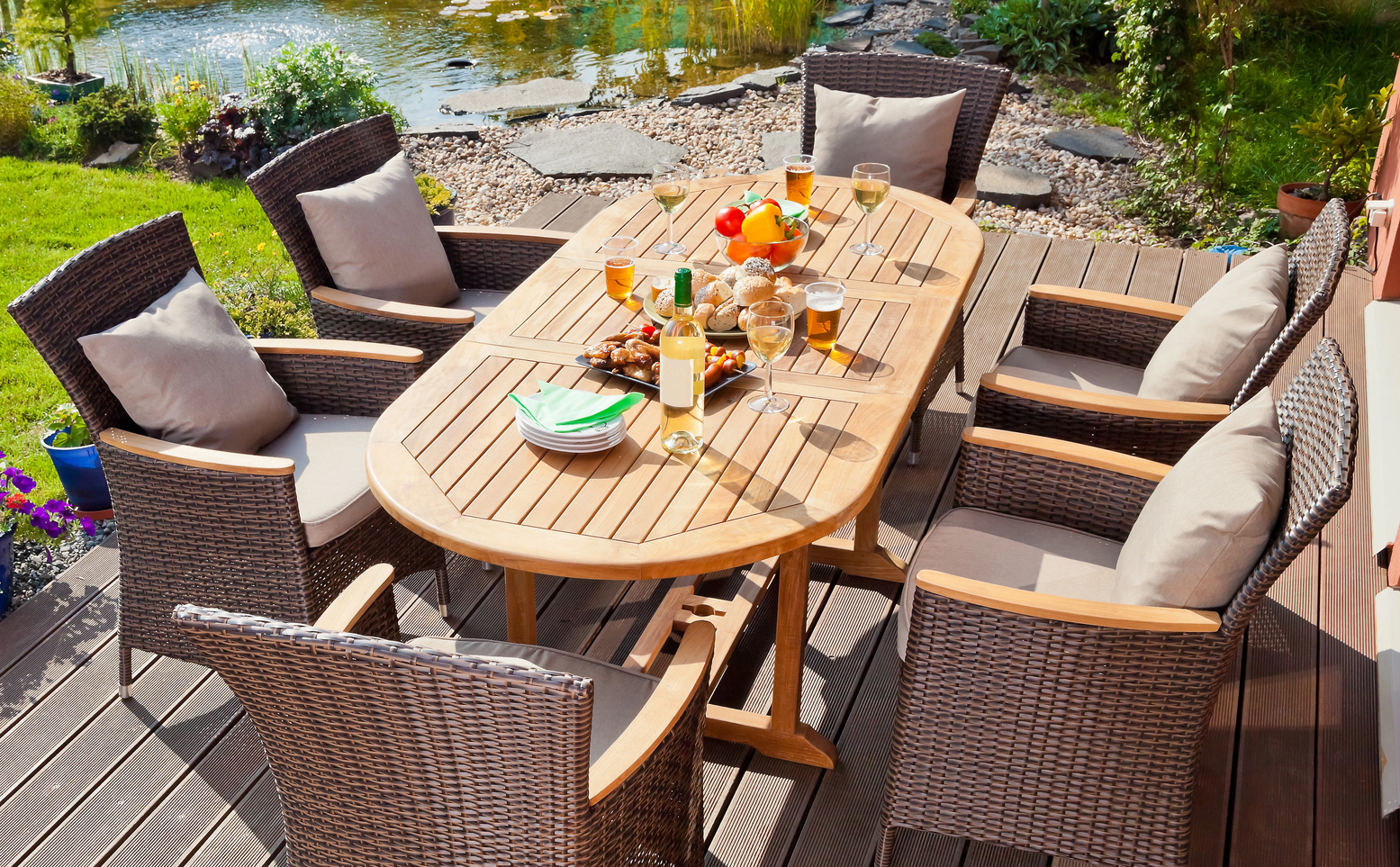 Terrasse am Hang: So vermeiden Sie Planungsfehler
